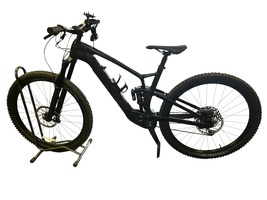 Trek Fuel Exe 9.7 SLX/XT Electric Mountain Bike With Charger And Stand